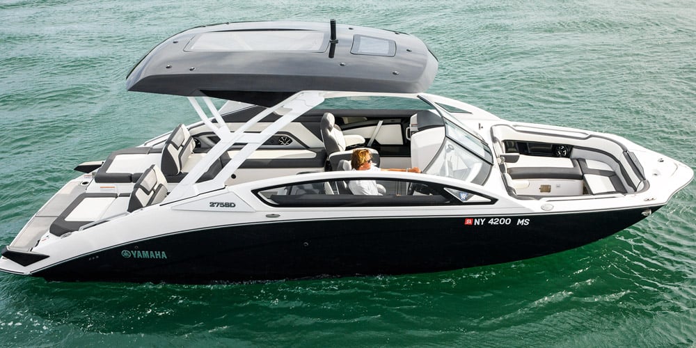 36' Aquila + Seabob and 27' Yamaha Tie-Up (23 Guests)