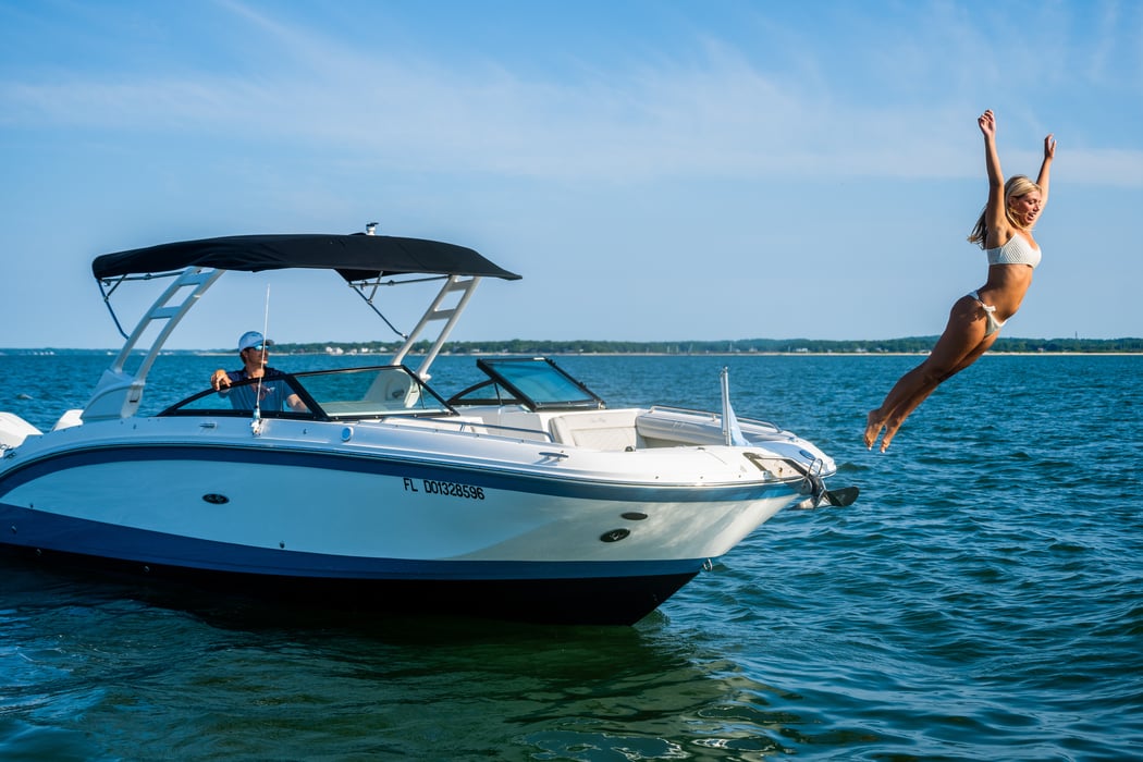 29' 2023 Sea Ray SDX 16