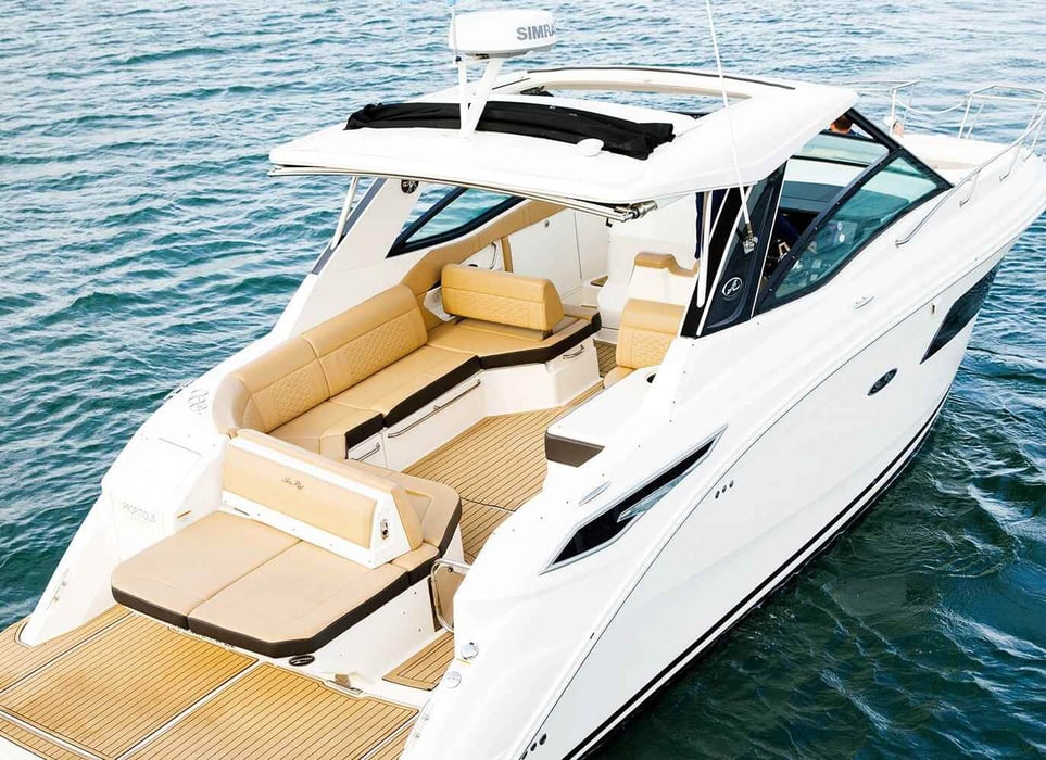 32' Sundancer + Seabob and 22' Bayliner Tie-Up (20 Guests)