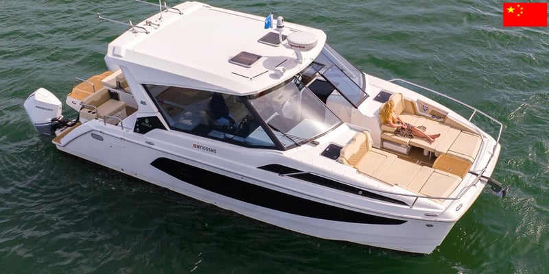 36' 2021 Aquila Catamaran + Seabob (East Hampton) Image 1