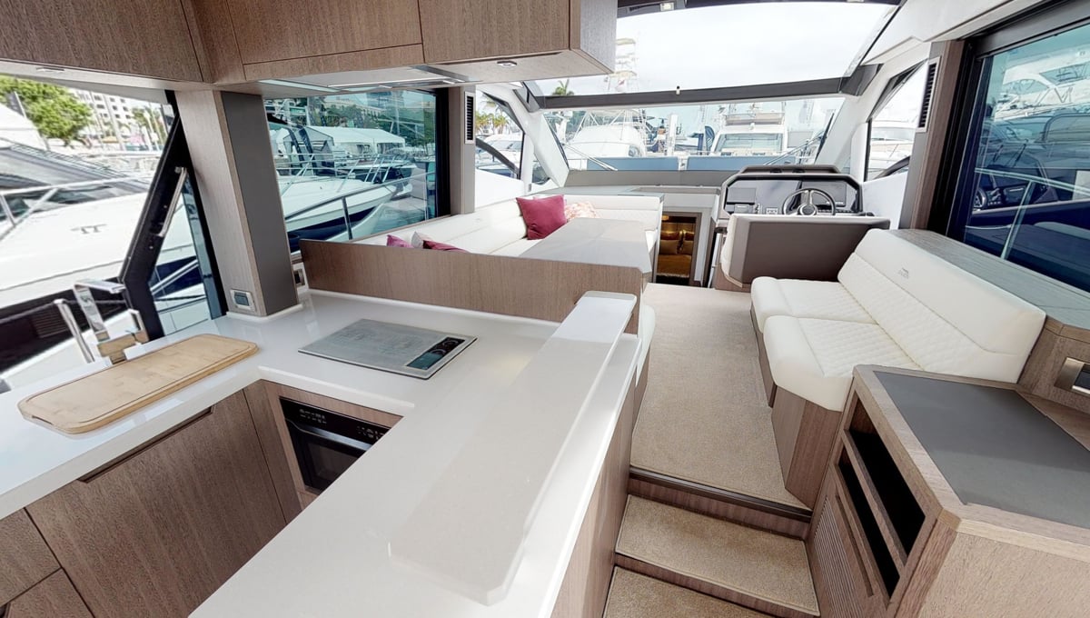 510skyboat_image-9-desktop_1200x680