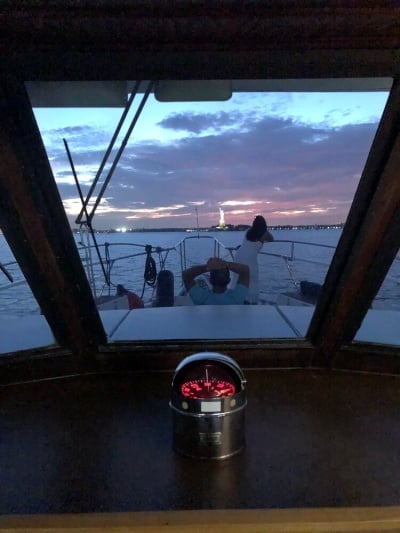 Yacht 61 bow statue