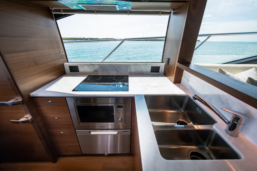 65' Princess - Greenport