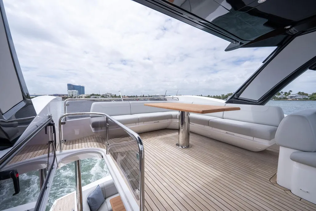 68-2024-sunseeker-10