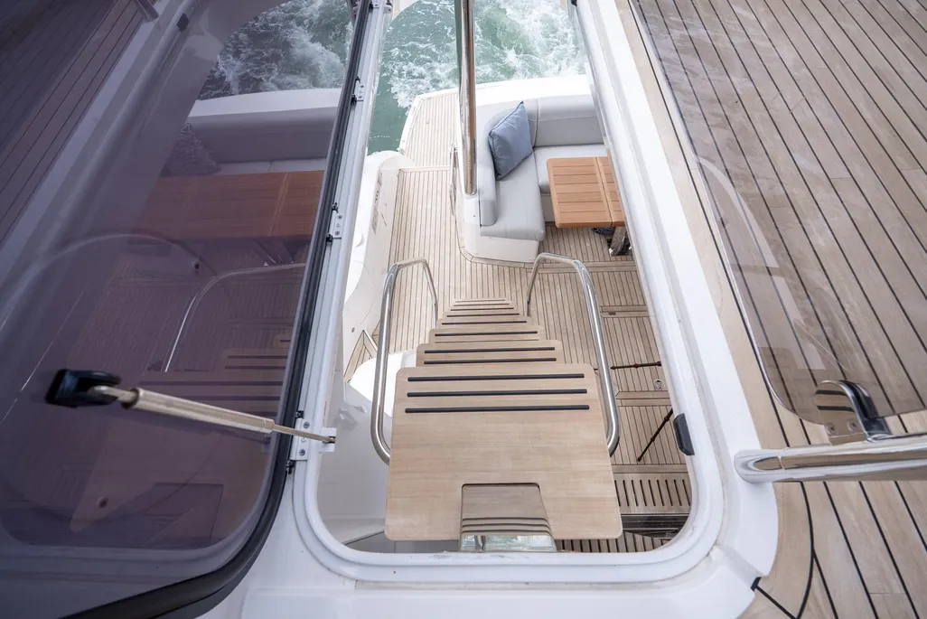 68-2024-sunseeker-11