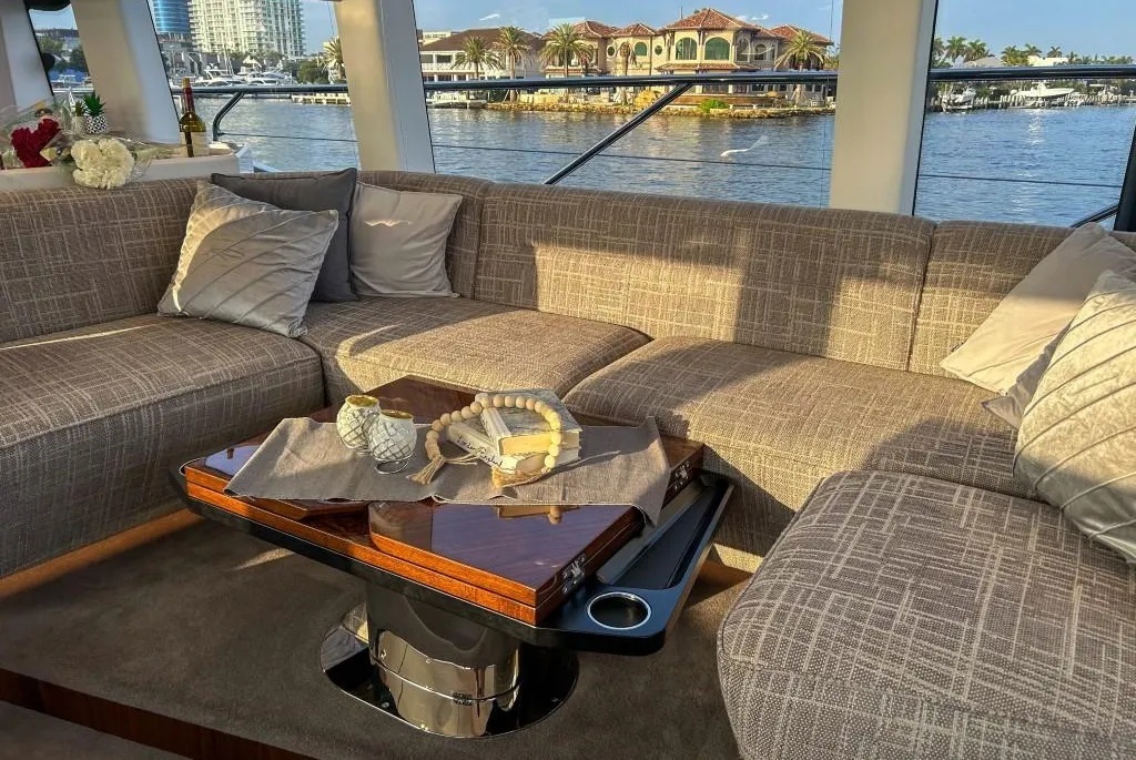 69-Squadron-Power-Yacht-10