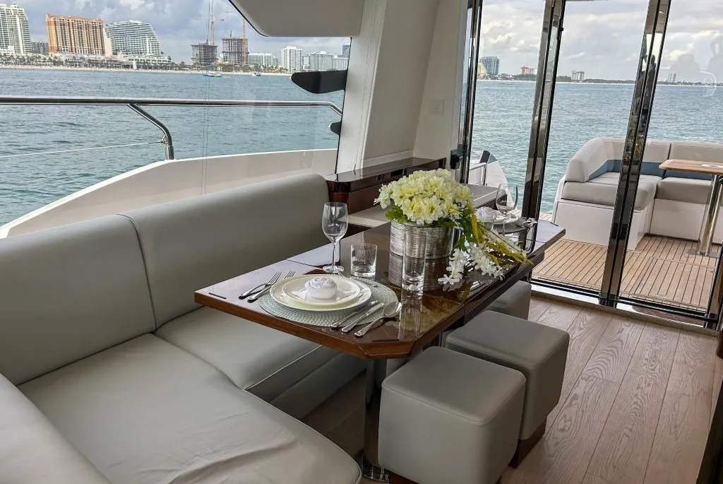 69-Squadron-Power-Yacht-13