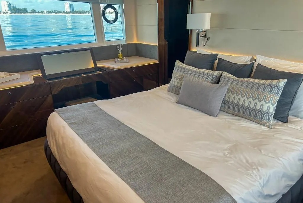 69-Squadron-Power-Yacht-19