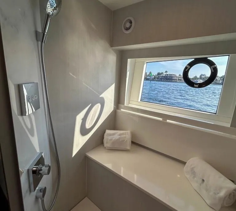 69-Squadron-Power-Yacht-20