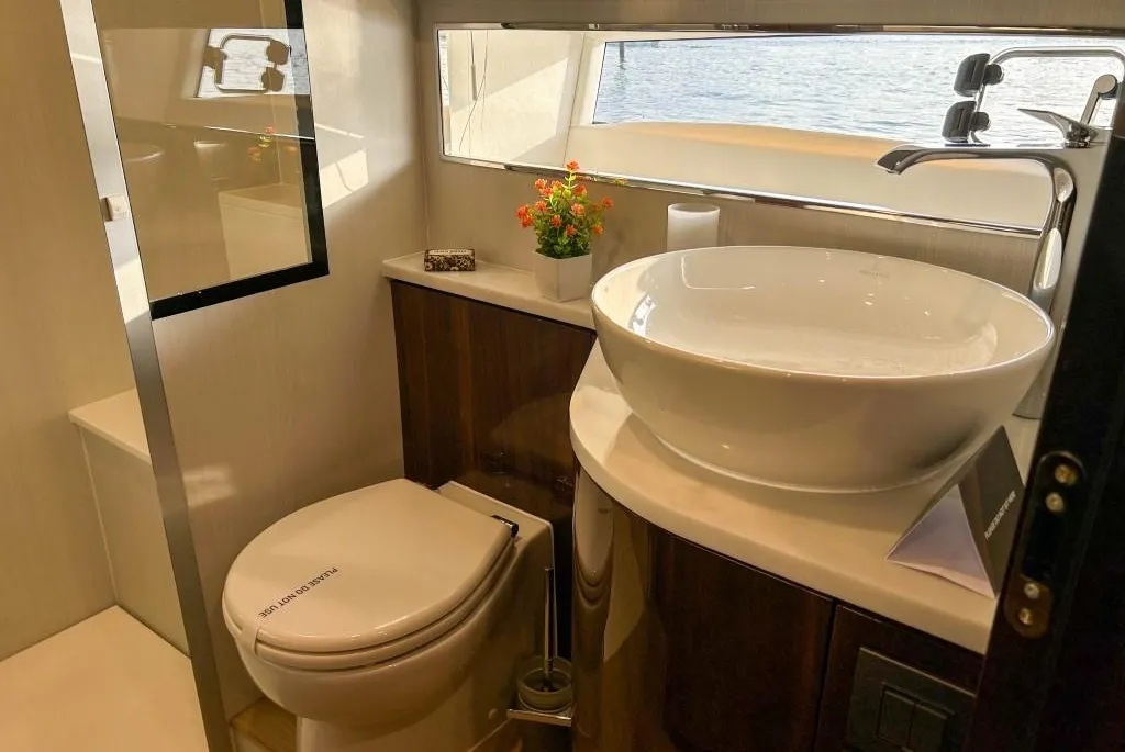 69-Squadron-Power-Yacht-22