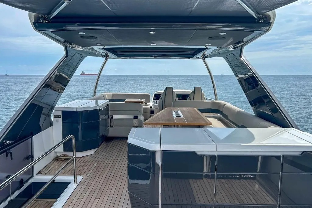 69-Squadron-Power-Yacht-37