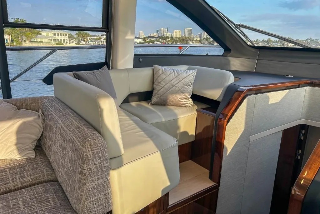 69-Squadron-Power-Yacht-7