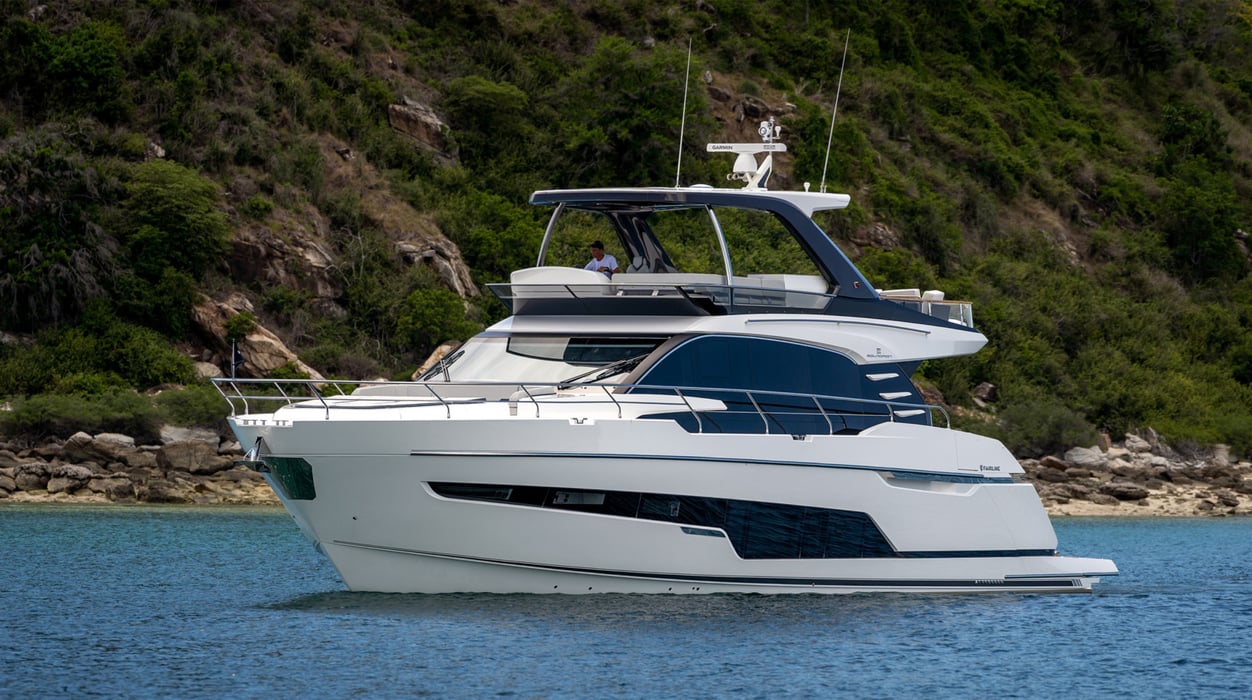 Fairline-69-2
