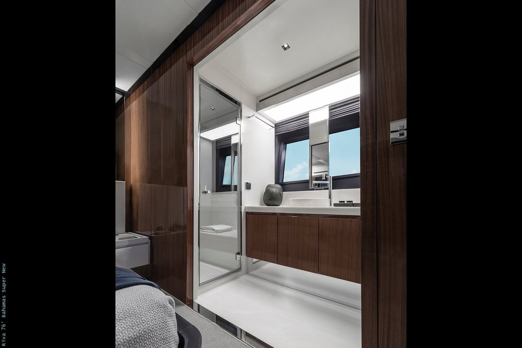 76_riva_yacht-25