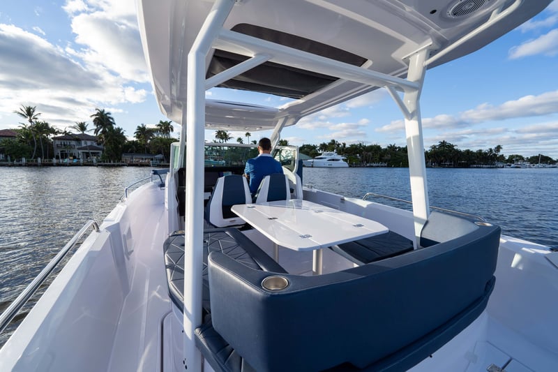 31' 2025 Axopar Sun Top (Sag Harbor) Image 3