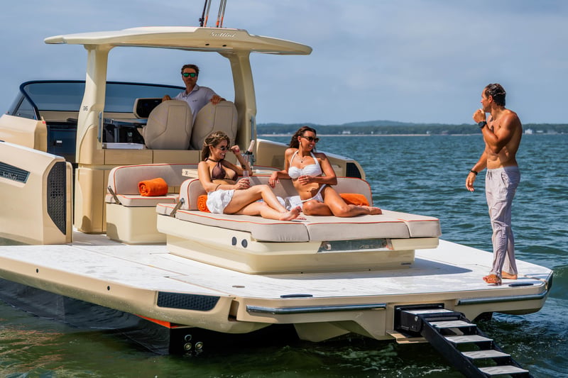 40' 2025 Bellini Yacht + Seabob Image 3
