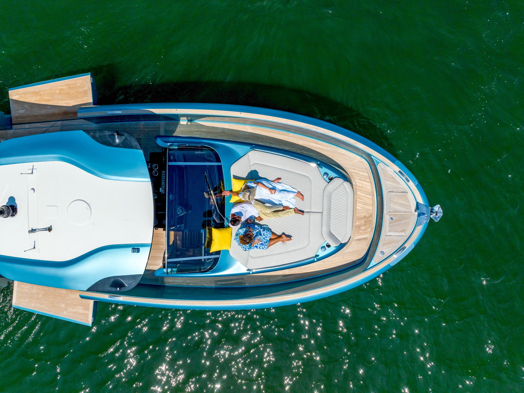 44' 2023 Solaris + 2 SeaBobs | Sleek Balcony-Equipped Luxury Yacht