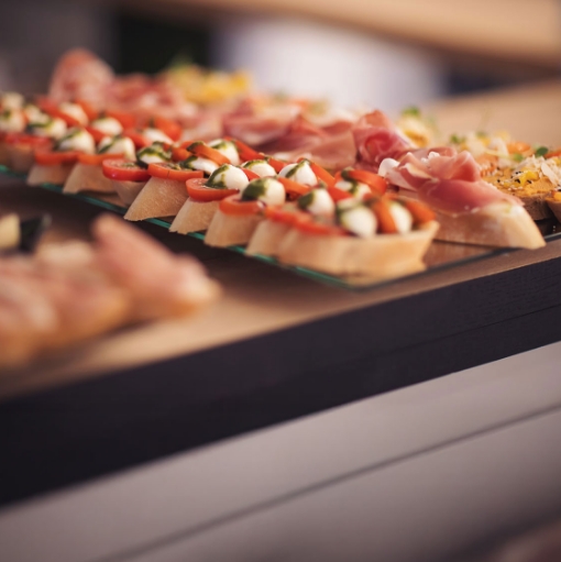 CATERING