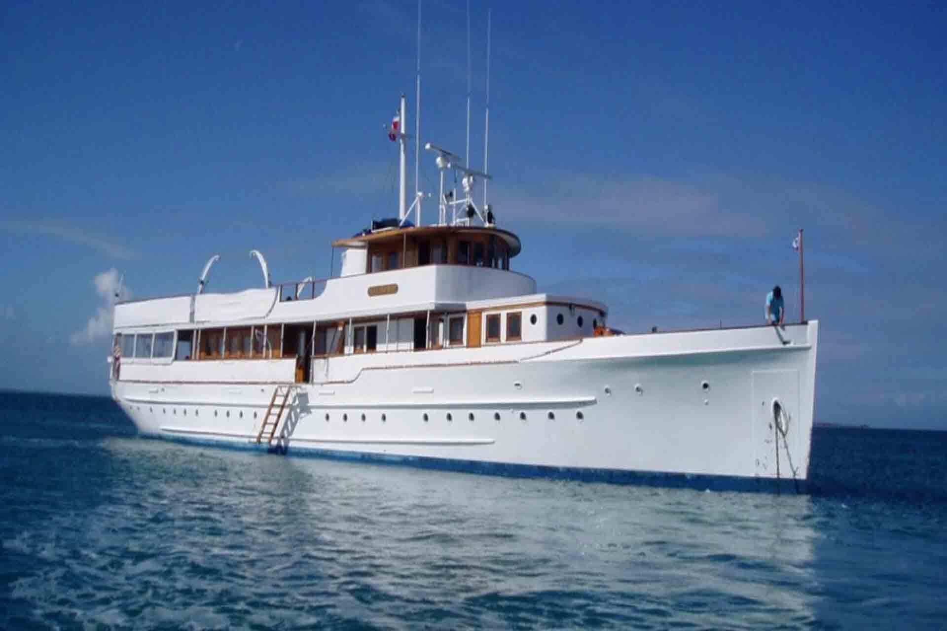 122' Hamptons Event Yacht