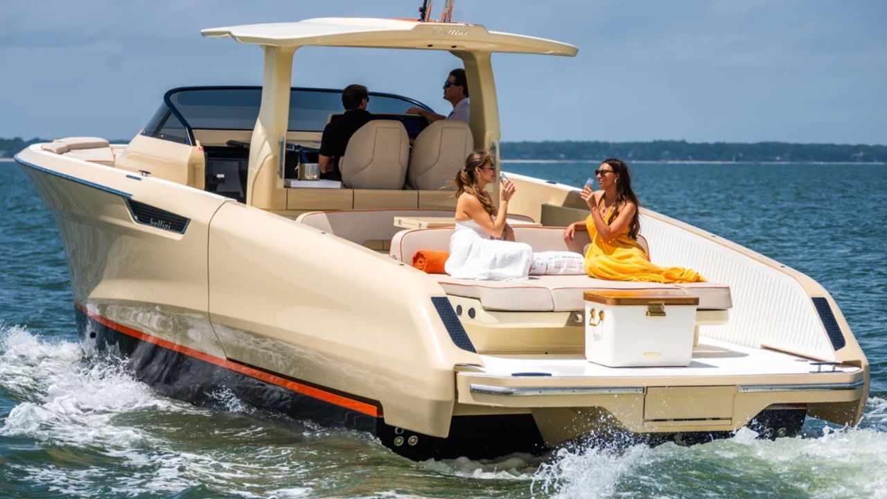 How to Plan a Bachelorette Party That Balances Fun and Relaxation on the Water