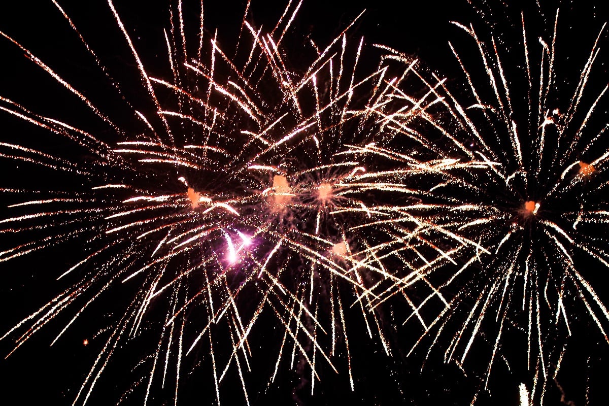 hamptons-fireworks-schedule-2024-yacht-hampton