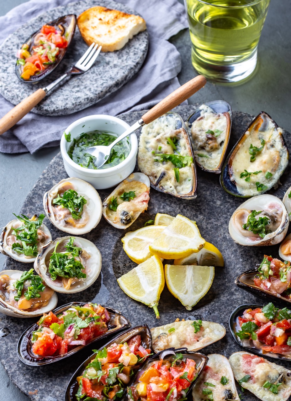 seafood-assorted-platter-macha-and-mussels-a-la-pa-2022-02-02-04-51-33-utc Large